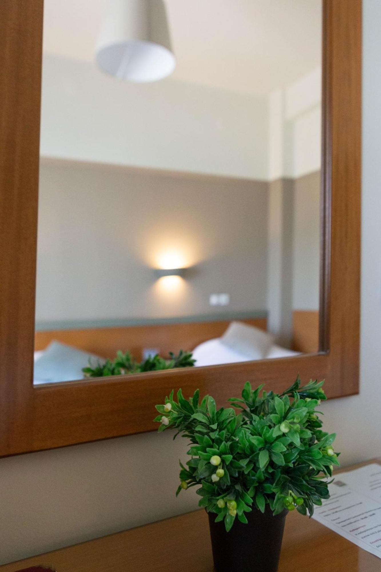 Anesis Hotel Kozani Extérieur photo